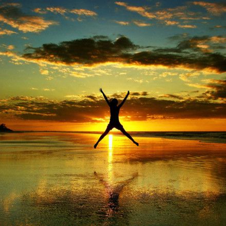 关于日落的优美句子_日出日落春种秋收