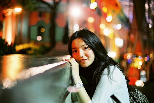 超伤感没人关心个性签名 烦了够了让自己孤独