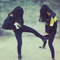 搞笑闺蜜头像一对两张带字图片