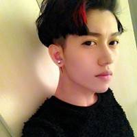 时尚男生耍酷头像