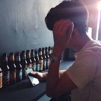 有魅力的背影男生头像