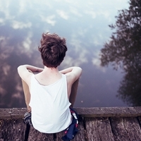 有魅力的背影男生头像