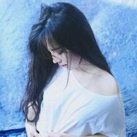 女生头像简约清新