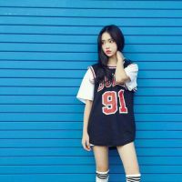 女生头像简约清新