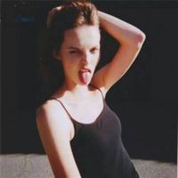 欧美穿背心个性女生头像