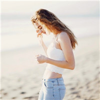 欧美穿背心个性女生头像