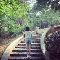 一男一女分开的情侣头像