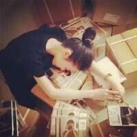 一男一女分开的情侣头像