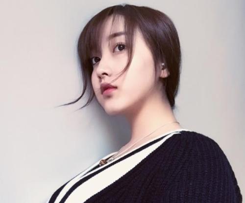 形容少女的句子