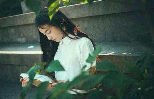 鼓励新同事的话