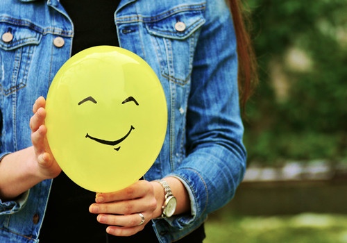 微信开心说说心情短语 一句话的开心心情说说