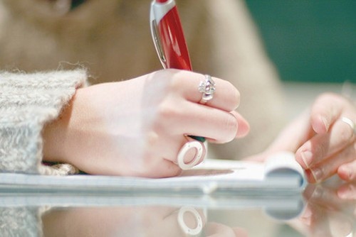 有气质有女人味的网名四个字