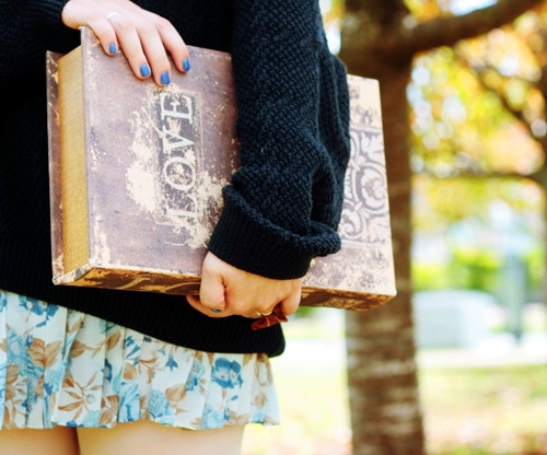 个性抖音名霸气女两个字
