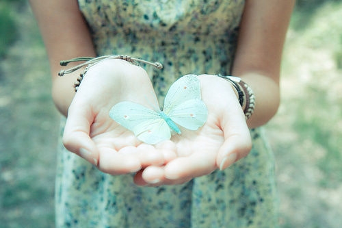 告别7月迎来8月的句子
