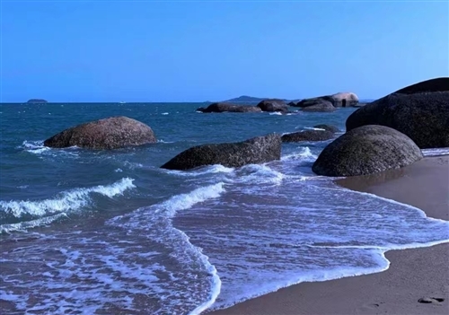 女人看大海的心情短语(精选37句) 女人看大海的心情短语(精选37句)