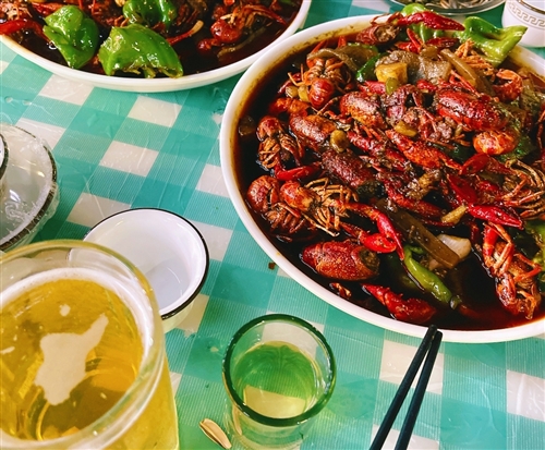 龙虾配啤酒顺口溜(精选31句) 龙虾配啤酒顺口溜(精选31句)