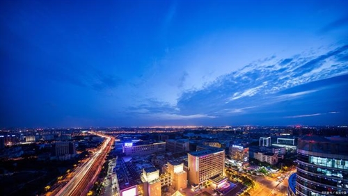 夜景发朋友圈的句子(35句)