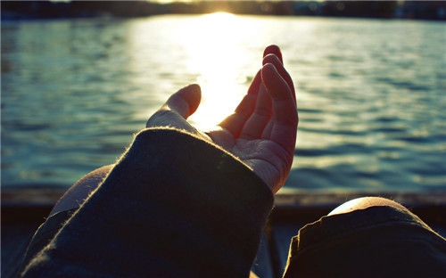 出发的路上朋友圈语句(精选44句)