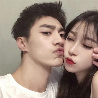 微信头像情侣图片2023最新款(精选10张)