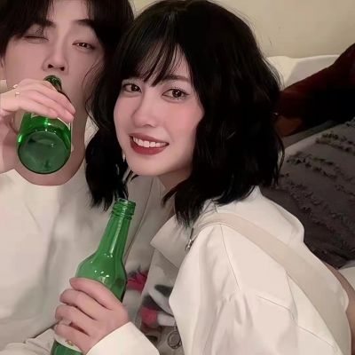 微信头像情侣图片2023最新款(精选10张)