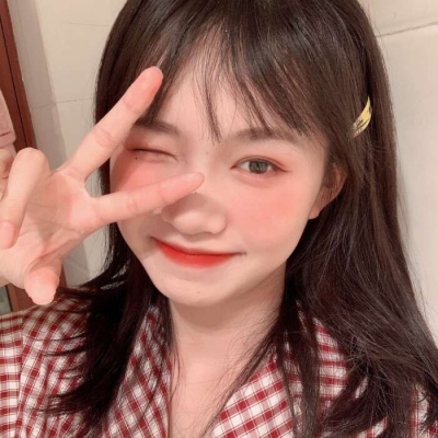 既惊艳又耐看的女生头像(精选12张)