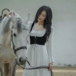 既惊艳又耐看的女生头像(精选12张)