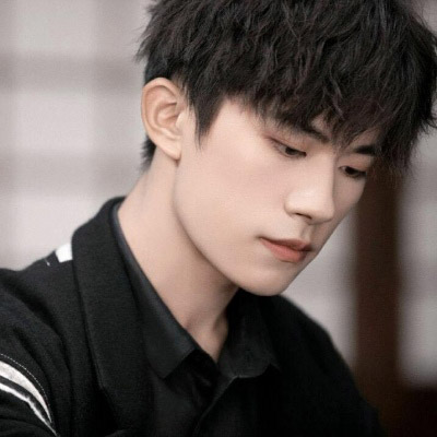 最能吸引单身女人的男头像(精选11张)