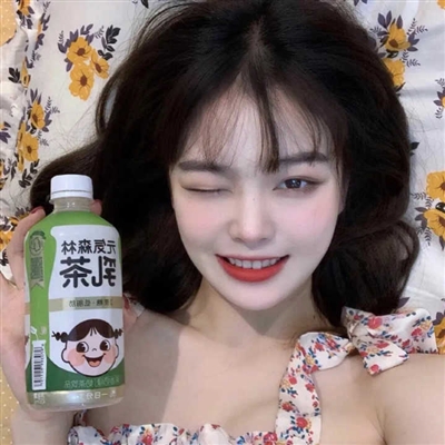 超甜不撞款的闺蜜头像(精选12张)