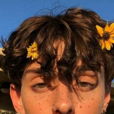 欧美风高级感的头像男(精选12张)