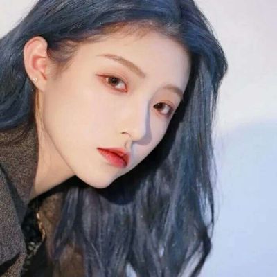 个性头像2023最新版高冷女(精选14张)