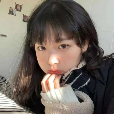 又A又飒的女生头像(精选10张)