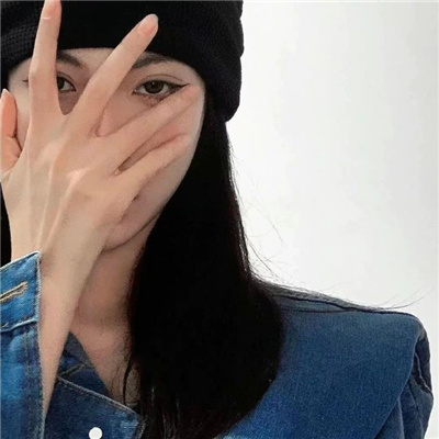 超有氛围感的女生头像蓝色系