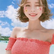 短发女人最适合的微信头像(精选12张)