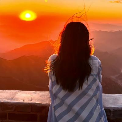 最新情侣头像一人一张分开