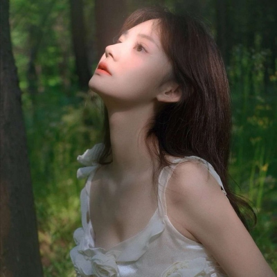 温柔干净且惊艳的头像女(精选26张)