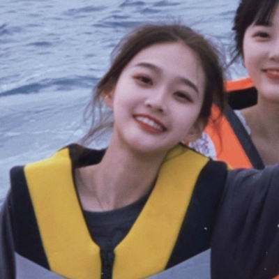 夏日甜美女生头像闺蜜真人(精选28张)