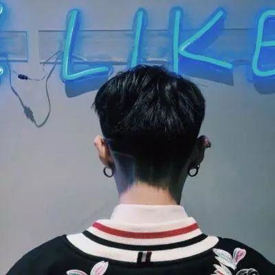 男生不露脸的头像 男生优质真人头像