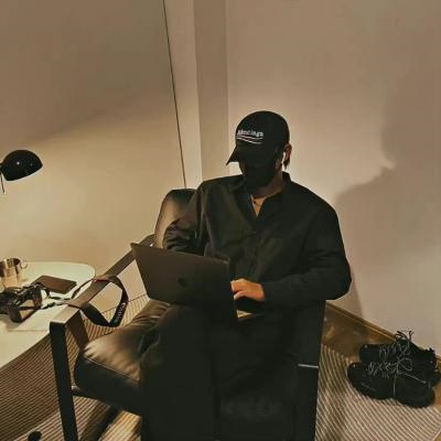 男生不露脸的头像 男生优质真人头像