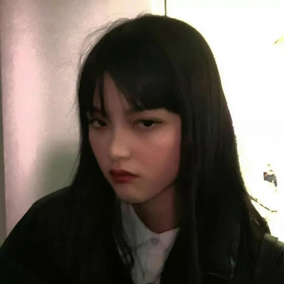 女生哭的流泪的头像(精选13张)