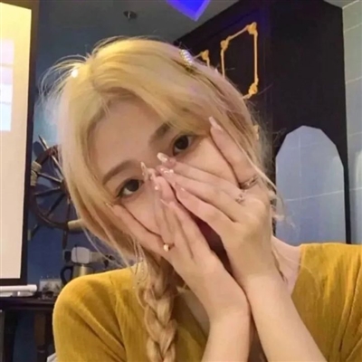 又酷又可爱的女生头像(精选16张)