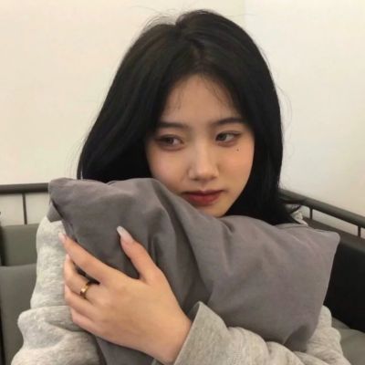 女生头像唯美有气质(精选30张)