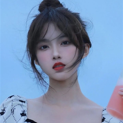 甜美可爱的女生头像(精选24张)