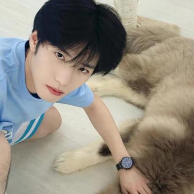 2023年最潮单身头像(精选14张)