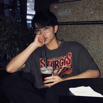 2023男生最帅头像(24张)