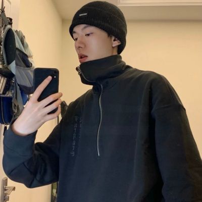 图片壁纸2023最火男生头像(24张)