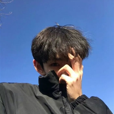 成熟女人喜欢的男人微信头像(21张)