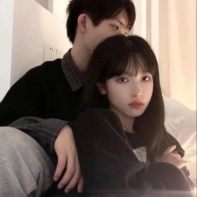 情头一男一女可爱真人高清图(精选24张)