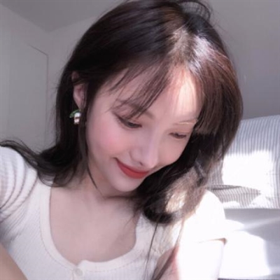 女生小清新可爱头像(15张)