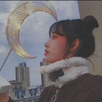 高清好看的女生头像个性时尚伤感图片(28张)