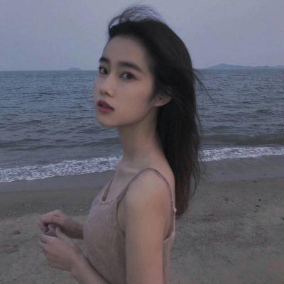 高清好看的霸气时尚可爱女生头像图片(精选24张)